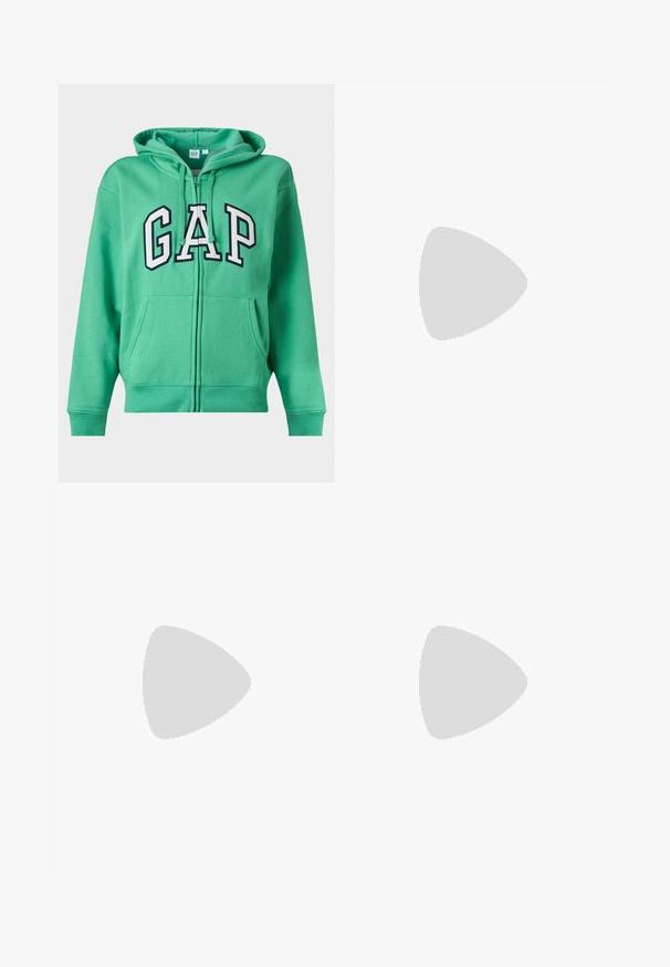 Sweat à capuche zippé vert avec poches avant et logo "GAP" en grandes lettres blanches entourées de noir sur la poitrine.; T-shirt uni turquoise à manches courtes et col rond, design simple avec coutures visibles aux manches et à l'ourlet, présenté sur fond blanc.; Pantalon noir à jambes larges avec taille élastique et poches plaquées à l'avant, présenté sur un fond gris clair.; Baskets en daim et cuir noir avec un swoosh latéral crème et un talon crème clair. Dotées de lacets beige et d'une semelle en caoutchouc gomme.
