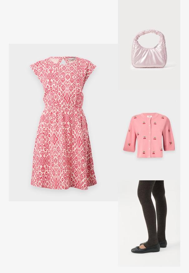 Object OBJTHESS - Gilet - rose elegance; Robe à motifs rouge et blanc en tissu léger, avec un col rond, des manches courtes, une taille élastique et une jupe évasée.; Jambes portant des leggings côtelés foncés associés à des ballerines noires avec de petits détails en nœud sur fond blanc.; Sac à main rose rembourré avec un design arrondi, fabriqué à partir d'un matériau brillant. Dispose d'une poignée froncée et d'une fermeture éclair pour un accès sécurisé.