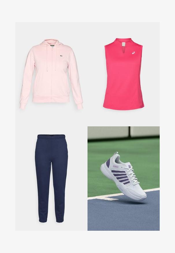 Lichtroze ritsjack van zacht materiaal, met een capuchon, koordjes, twee voorzakken en een klein groen logo op de linkerborst.; ASICS COURT TANK - Top - bright rose; Donkerblauwe joggingbroek met elastische tailleband en enkels, vooraanzicht, gemaakt van zacht materiaal voor casual dragen.; Witte en paarse K-Swiss tennisschoen zwevend boven een blauw-groen tennisbaanoppervlak met witte begrenzingslijnen.