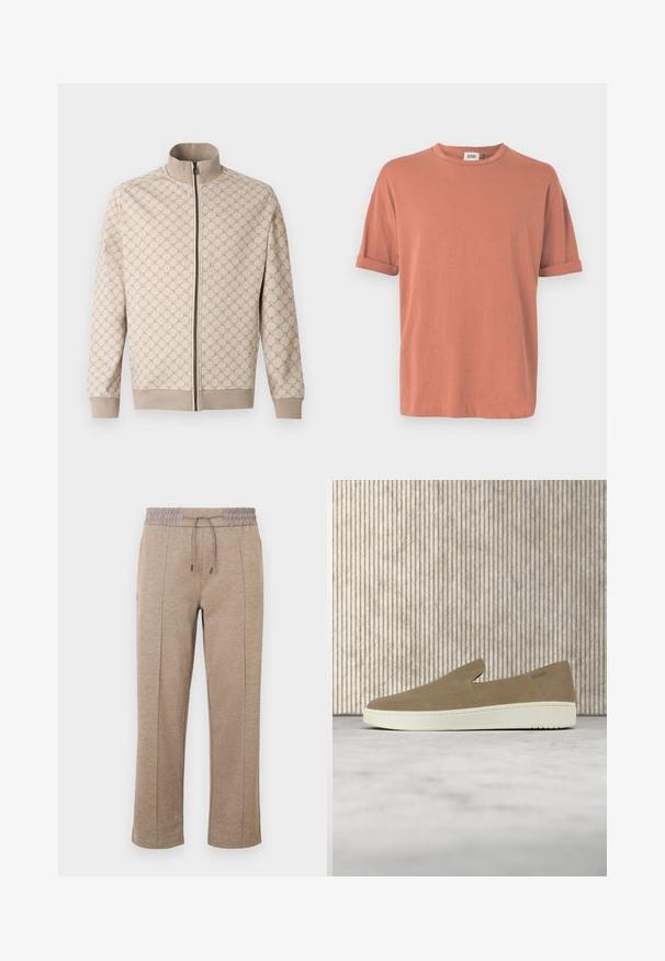 Veste beige avec un motif texturé, fermeture éclair intégrale et col montant. Comprend des poignets et un ourlet côtelés, confectionnée en tissu doux.; T-shirt à manches courtes de couleur rose poussière, en tissu doux, avec un col rond et des manches retroussées, offrant une coupe décontractée.; Pantalon marron clair à coupe décontractée avec une taille élastique et un cordon de serrage. Texture lisse avec un détail de couture latérale et des jambes fuselées.; Chaussure beige sans lacets avec semelle blanche, présentée en suspension sur un tapis clair avec un mobilier transparent de couleur ambre en arrière-plan.