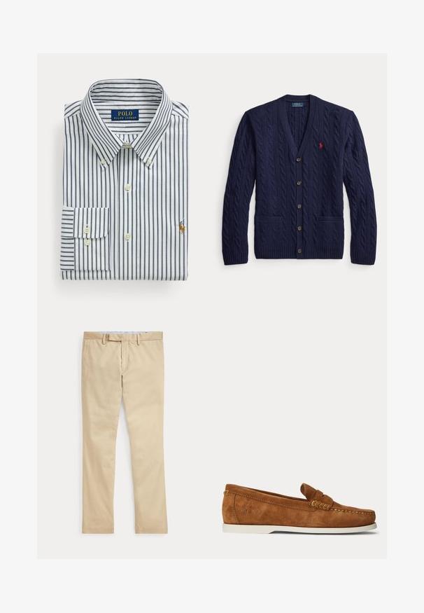 Marineblauer Kabelstrick-Cardigan mit Knöpfen, zwei Fronttaschen und einem kleinen roten, bestickten Logo auf der linken Brust.; Gefaltetes weißes Hemd mit marineblauen vertikalen Streifen, Button-Down-Kragen und Polo Ralph Lauren-Logo auf der Brust gestickt.; Beige gerade Hose mit Gürtelschlaufen und einem vorderen Reißverschluss, flach auf weißem Hintergrund gelegt.; Brauner Wildleder-Loafer mit weißer Sohle, Mokassin-ähnlicher Naht und kleinem eingeprägtem Logo in Fersen-Nähe auf hellem, einfarbigem Hintergrund.