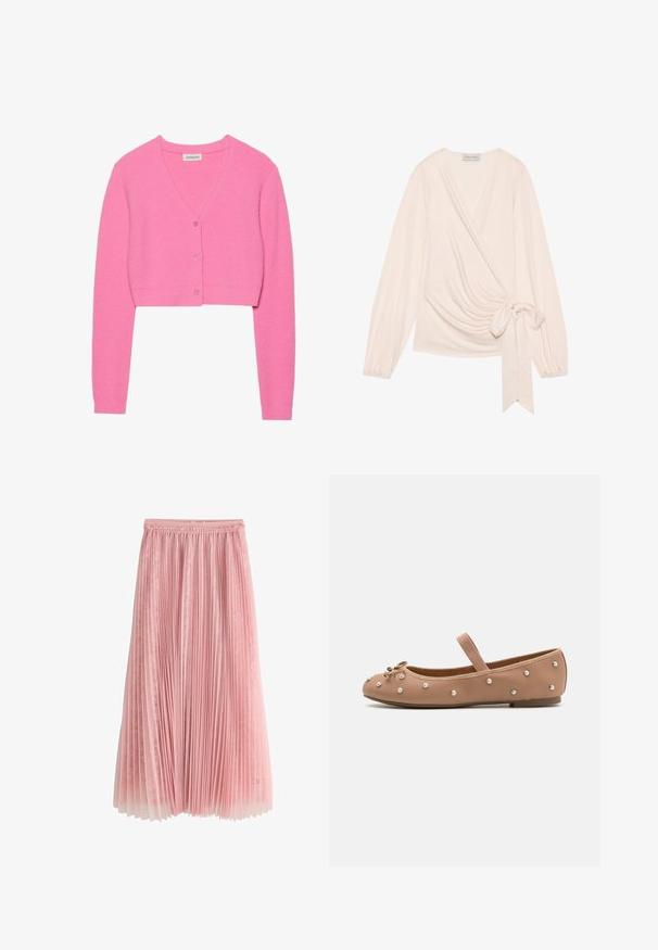 Rosa, gecropte cardigan van textuurgebreid stof. Heeft een V-hals, lange mouwen en vijf bijpassende knopen aan de voorkant.; Omhul top in een zachte, lichtroze stof. Heeft lange mouwen, een strik in de taille en een subtiele draping aan de voorkant.; Roze geplooide midi-rok met een kanten onderlaag en een geplooide tailleband, getoond op een witte achtergrond.; Tan leren balletschoenen met een ronde neus, voorzien van een decoratieve strik en parelaccenten aan de zijkanten. Elastische band voor een goede pasvorm.