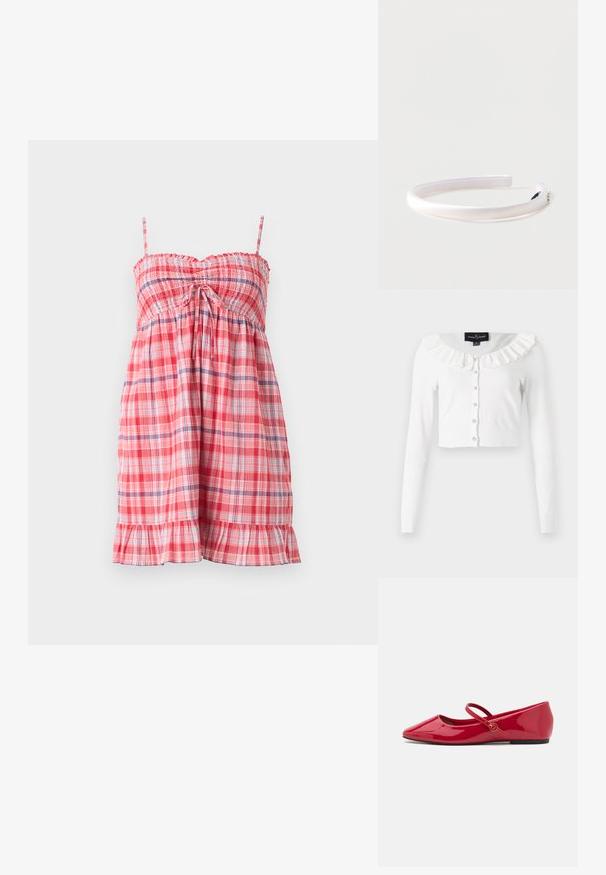 Cárdigan corto blanco hecho de una tela suave, con mangas largas, un escote con volantes y una fila de botones decorativos.; Vestido de verano sin mangas a cuadros rojos y blancos con busto fruncido, tirantes ajustables, lazo delantero y bajo con volantes.; Zapatillas tipo ballet de charol rojo con punta puntiaguda, correa en el tobillo y pequeño adorno redondo en la correa. Suela plana y textura suave.; Diadema acolchada de satén blanco con pequeños acentos de pedrería en un extremo, sobre un fondo claro y liso.