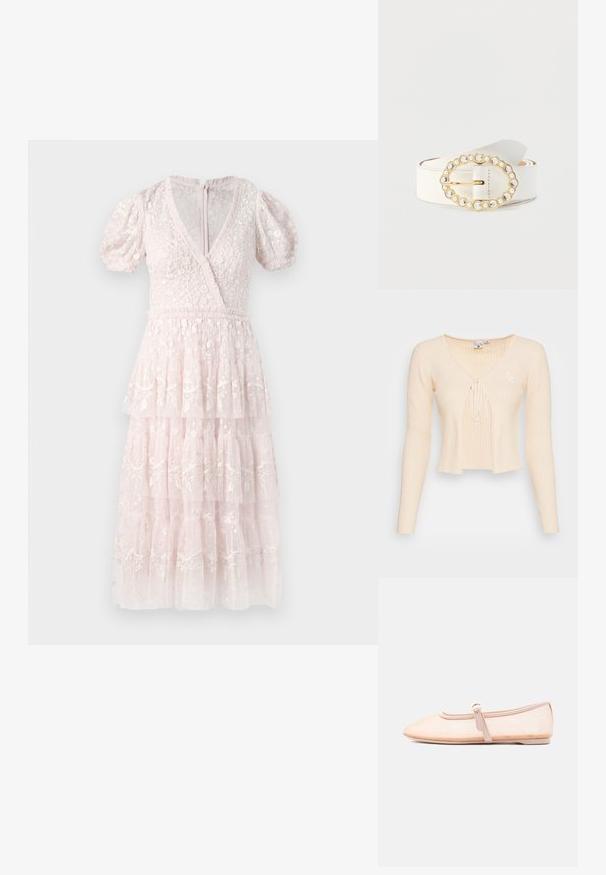 Beige ribbet cropped sweater med lange ærmer, dyb V-udskæring, bundet frontlukning og et lille broderet logo på venstre side.; Lyserød, lagdelt kjole med pufærmer, V-udskæring og intrikate blomsterbroderier. Lavet af et struktureret, let materiale. Lynlås bagpå.; Lys beige flad sko med spidst tåparti og en enkelt rem med spænde på siden, vist på en ensfarvet hvid baggrund.; Hvidt læderbælte med et ovalt guldbæltespænde prydet med klare sten og små perler, designet med en glat finish og uden synligt mønster.