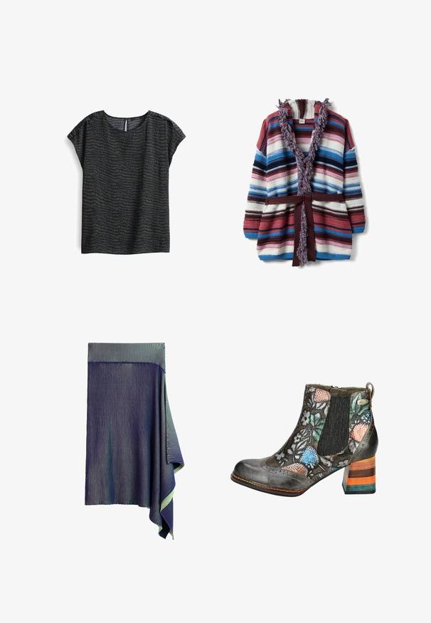 Meerklleurige gestreepte gebreide cardigan met franjes aan de kraag en bijpassende ceintuur in tinten blauw, roze, wit en bordeaux, platgelegd.; Donkere blouse met een patroon, voorzien van een ronde halslijn, korte mouwen en een subtiele textuur met een abstract ontwerp in tinten groen en grijs.; Donkerblauwe gebreide rok met zeer fijne witte verticale strepen en een asymmetrische geplooide zoom aan één kant.; Leren enkellaarzen met een bloemenprint in verschillende kleuren. Voorzien van elastische zijpanelen en een gestreepte blokhak in meerdere tinten.