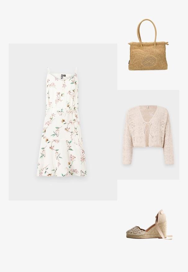 Gehaakt beige cardigan met open voorkant, lange mouwen en een striksluiting. Bevat geometrische patronen en een cropped ontwerp.; Bloemige zomerjurk met dunne bandjes, van crèmekleurige stof met een verspreid bloemenpatroon en groene bladeren. Vloeiende A-lijn vorm.; Beige sleehak espadrille met gevlochten jute hak, uitgesneden bloemmotieven op de neus en enkellinten tegen een witte achtergrond.; Geweven strohandtas in zandkleur met een glad lederen logo-label, dubbele handgrepen en een afgeronde vorm. Voorzien van decoratieve knoopdetails aan de uiteinden.