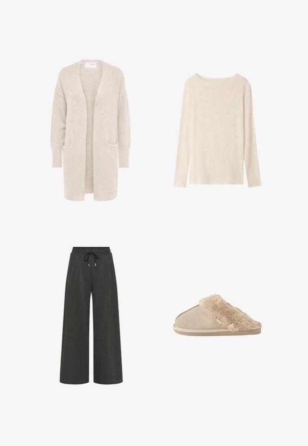 Lang beige åben cardigan med lange ærmer og to forlommer, blødt tekstureret strikstof.; Langærmet, lysebeige striktop med bådudskæring og subtil meleret tekstur.; Mørkegrå, bredbenede bukser lavet af blødt stof, med elastisk talje og snøre samt to sidelommer.; Beige slip-on tøfler med blødt ruskind yderside og blødt, fluffy inderfor og manchet, designet til komfort indendørs.