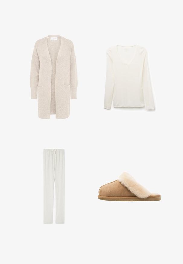Lange beige open cardigan met lange mouwen en twee voorzakken, zachte gestructureerde gebreide stof.; Wit T-shirt met lange mouwen en V-hals, slim fit, plat gelegd op een witte achtergrond.; American Vintage JOGGING - Trainingsbroek - gris chine; Beige suède instapschoen met een zachte, fluffy crème schapenvachtvoering. Voorzien van een platte, gestructureerde rubberen zool voor grip.