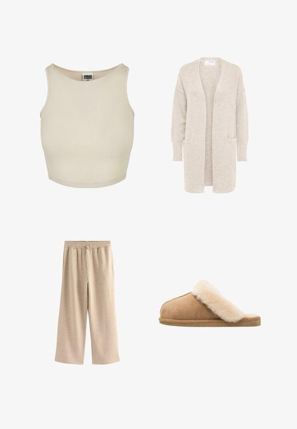 Lang beige åben cardigan med lange ærmer og to forlommer, blødt tekstureret strikstof.; Beige ribbet crop top med rund halsudskæring og ærmeløs design. Har en ensfarvet tekstur og en diskret mærkeetiket inde i halsen.; Beige vide benbukser lavet af blødt stof, med en elastisk talje og snor, og en diskret prikket tekstur hele vejen igennem.; Beige ruskind slip-on hjemmesko med en blød, fluffy creme lammeskindsforing. Har en flad, tekstureret gummisål for godt greb.