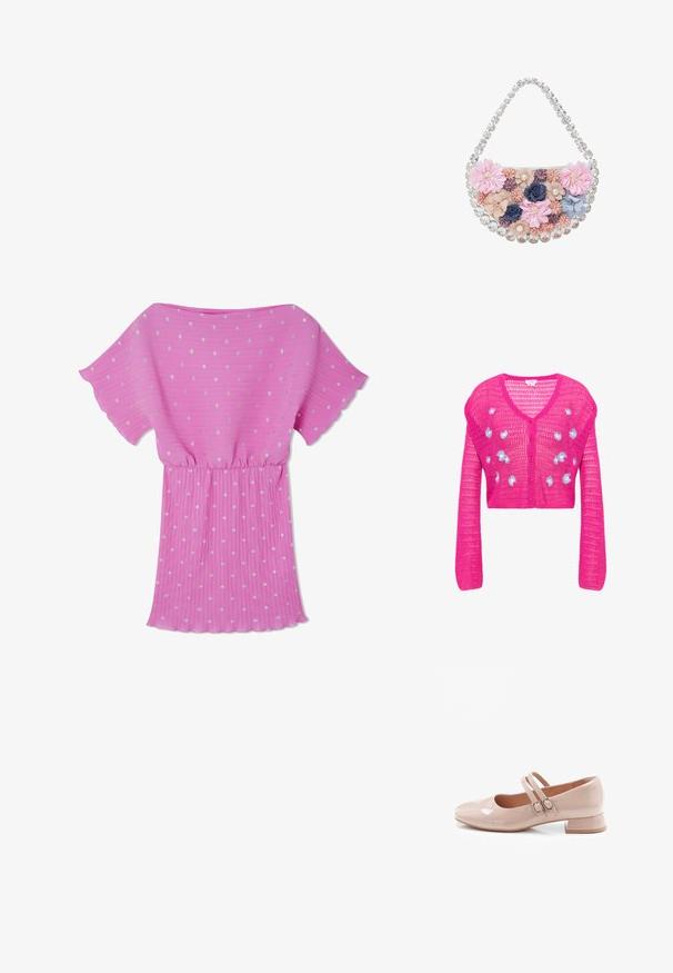 Felroze gebreide cropped cardigan met lange mouwen, knoopsluiting aan de voorkant en kleine witte en blauwe geborduurde bloemen op het borstgedeelte.; Roze geplooide jurk met korte fladdermouwen, versierd met zilveren stippen en een elastische taille voor een ontspannen pasvorm.; Lakleren roze Mary Jane-schoen met een licht vierkante neus, twee dunne bandjes en een lage blokhak. Soepele textuur, minimalistisch ontwerp.; myMo at night Handtas - multicolor pink