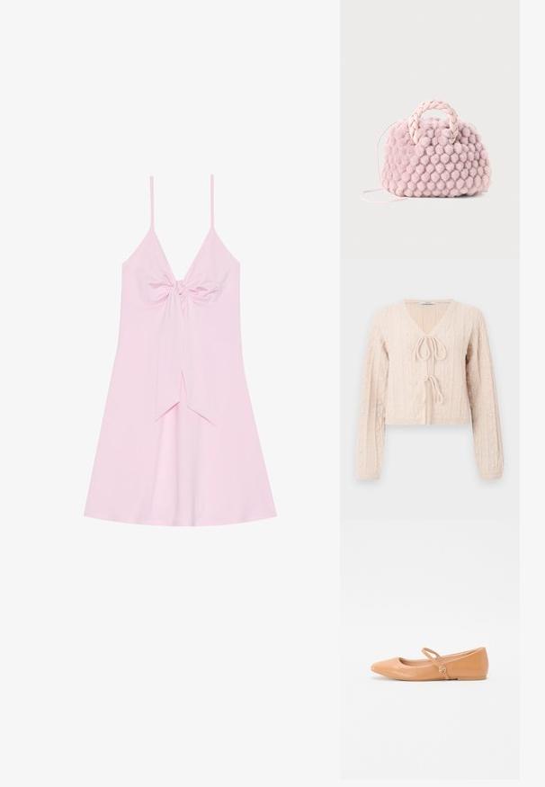 Lichtroze cropped cardigan van structuurgebreid materiaal, met een V-hals en een striksluiting aan de voorkant. Versterkt met verticale ribbelpatronen.; Roze mouwloze jurk met een voorknoopdetail en een uitlopende rok. Gemaakt van zachte stof met een gladde textuur. Verstelbare dunne bandjes.; Nude leren balletschoenen met een spitse neus, externe riem en ronde hardwaredetail. Gladde textuur en minimalistisch ontwerp.; Roze pompon textuur handtas met een gevlochten handvat en een dunne schouderriem. Ronde vorm, zachte oppervlakte, compact design.