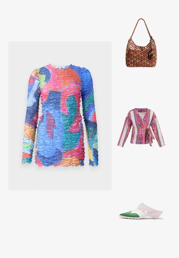 Multifarvet omslagsbluse med lange ærmer, prydet med et geometrisk mønster i pink, blå og hvid, samt en bindebåndslukning i taljen.; Multifarvet langærmet kjole med samlet tekstur. Har livlige mønstre i blå, rød, grøn og gul nuancer. Kant med bølger.; Slip-on mule sko med spids grøn tå, hvid overdel med pink bølget overlay og lav skrå hæl på hvid baggrund.; Brun, pink og beige perlebeskåret håndtaske med flettet mønster, enkelt perlebånd og fastgjort lædermærke med guldsmykke.