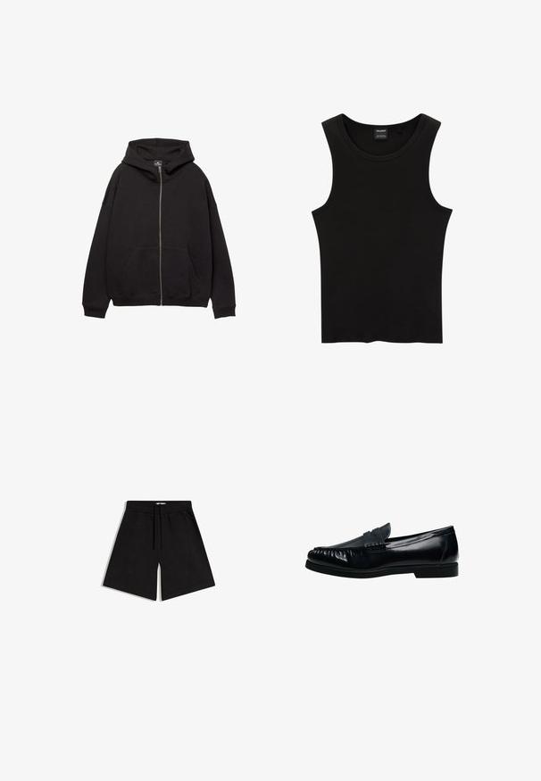 Haut à zip noir fabriqué en tissu doux. Comprend une grande capuche, des poches avant et des poignets côtelés. Design simple et décontracté.; Débardeur noir à côtes avec un col rond et de larges emmanchures, fabriqué à partir d'un tissu doux et extensible. Étiquette : Pull&Bear.; Shorts noirs longueur genou avec ceinture élastique et cordon de serrage, conçus pour un usage décontracté.; Mocassin penny loafer pour homme en cuir noir avec bout moc cousu et petit talon, présenté de profil sur fond blanc.