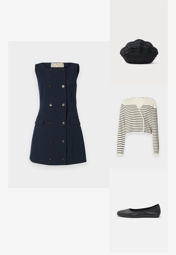Geknipte cardigan in crème, met zwarte horizontale strepen. Ontworpen met een V-hals, lange mouwen en een dubbele knoopsluiting voor detail.; Navy mouwloze jurk met een getailleerde pasvorm, dubbele knoopsluiting, twee frontzakken en een platte kraag voor een gestructureerde silhouet.; Zwarte leren ballerina met een ronde neus, gladde textuur, minimale stikdetails en een flexibele zoolontwerp.; Zwarte gevlochten handtas in de vorm van een sint-jakobsschelp met een gebogen bovenkant en een geweven textuur op een effen achtergrond.