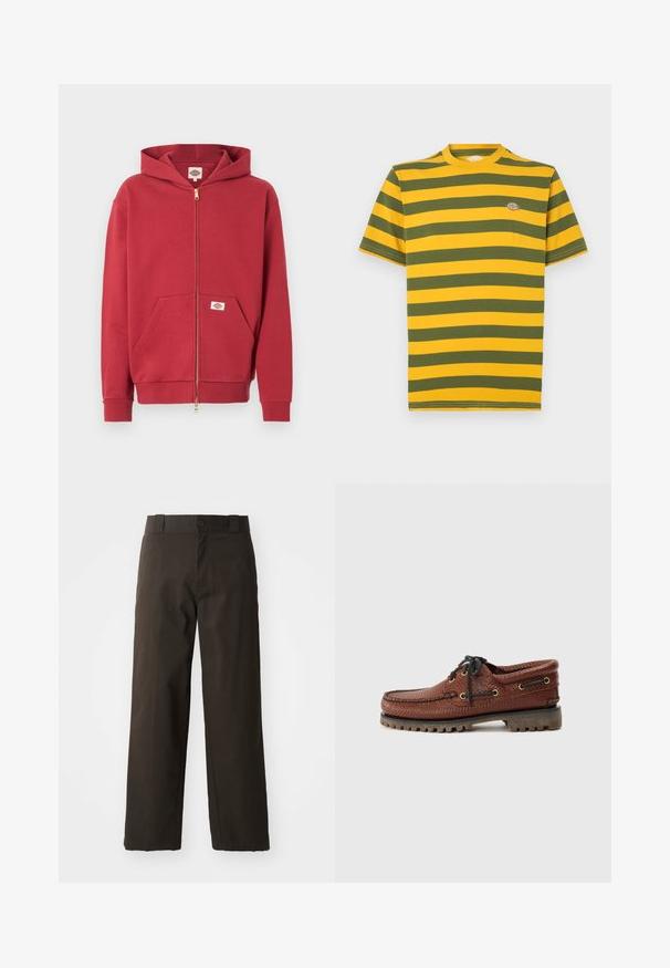 Rød lynlåshættetrøje med forlommer, ribstrikkede ærmeafslutninger og en lille logopatch på lommen og indersiden af kraven.; T-shirt med korte ærmer i gule og grønne vandrette striber, med rund halsudskæring og lille logodetalje på brystet. Bomuldsstof.; Sorte bomuldsbukser med et lige ben-design, der har en knaplukning og et klassisk taljehåndter. Glat tekstur, ingen mønstre eller accenter.; Brune læder bådsko med struktureret overdel, sorte snørebånd og gyldne øjer. Har en holdbar, rillede gummisål.