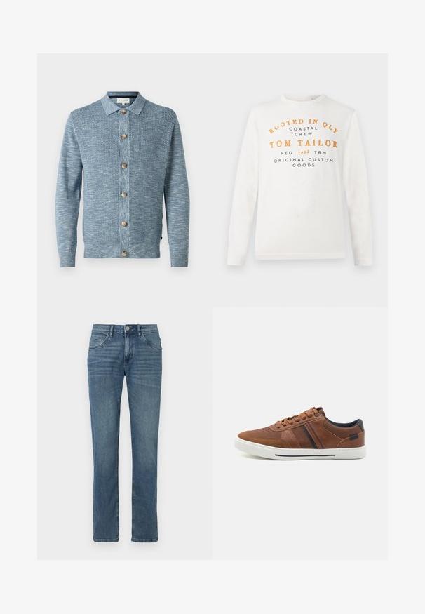 Lyseblå strikket cardigan med et struktureret mønster, med knaplukning foran og træknapper, lange ærmer og klassisk krave.; Hvid langærmet skjorte med orange og sort tekst, der læser "Rooted in QLY Coastal Crew Tom Tailor Reg 1962 TRM Original Custom Goods" på forsiden.; Straight-leg jeans lavet af medium-vasket denim. Har fem lommer, en knaplukning og diskret falmning langs fronten for tekstur.; Brune lædersneakers med en glat overflade, hvid gummisål, sorte accenter og dekorativ syning med sidelæg.