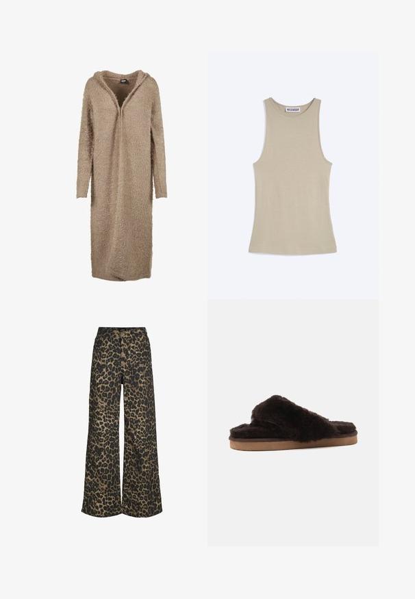 Beige Kapuzenstrickjacke aus weicher, flauschiger Wolle. Verfügt über einen langen, offenen Vorderteil und lange Ärmel mit einer strukturierten, flauschigen Oberfläche.; Beigefarbener ärmelloser, gerippter Tanktop mit rundem Ausschnitt und einem "WEEKDAY"-Label im Kragen eingenäht.; Weit geschnittene Hose mit durchgehendem braun-schwarzem Leopardenmuster und vorderem Knopf- und Reißverschluss.; Ein einzelner dunkelbrauner, flauschiger Hausschuh mit brauner Sohle, seitlich auf hellem, einfachem Hintergrund gezeigt.