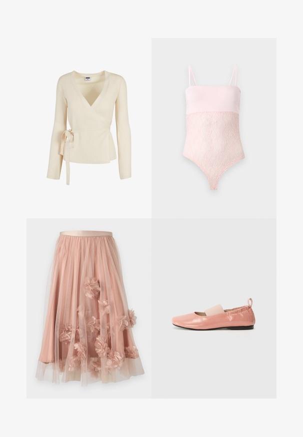 Pull cache-cœur côtelé couleur crème avec manches longues et ceinture à nouer sur le côté, taille XS de la marque Urban Classics.; Body en dentelle rose clair avec bretelles spaghetti et une partie supérieure lase sur un fond clair uni.; Jupe en tulle rose pâle avec une ceinture en satin. Comprend plusieurs couches de tissu transparent et des appliqués floraux en trois dimensions sur toute la surface.; Ballerines synthétiques roses avec une texture brillante, un bout carré et une bande élastique douce sur le cou-de-pied. Semelle en caoutchouc noire et tirette à l'arrière.