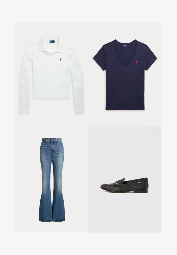 Biely pletený kardigán s dlhým rukávom, zapínaný na gombíky, s golierom a malým tmavomodrým logom Polo Ralph Lauren na ľavej strane hrude.; Tmavomodré tričko s krátkym rukávom a výstrihom do V, s malým červeným vyšitým logom Polo Ralph Lauren na ľavej strane hrudníka.; Modré rifle s vysokým pásom s rozšírenými nohavicami a miernym vyblednutím v prednej oblasti stehna, zobrazené na bielom pozadí.; Čierna kožená mokasína s textúrovaným povrchom, detailom na uchytenie mincí, úzkym profilom, jemným logom na boku a nízkym, plochým podpätkom.