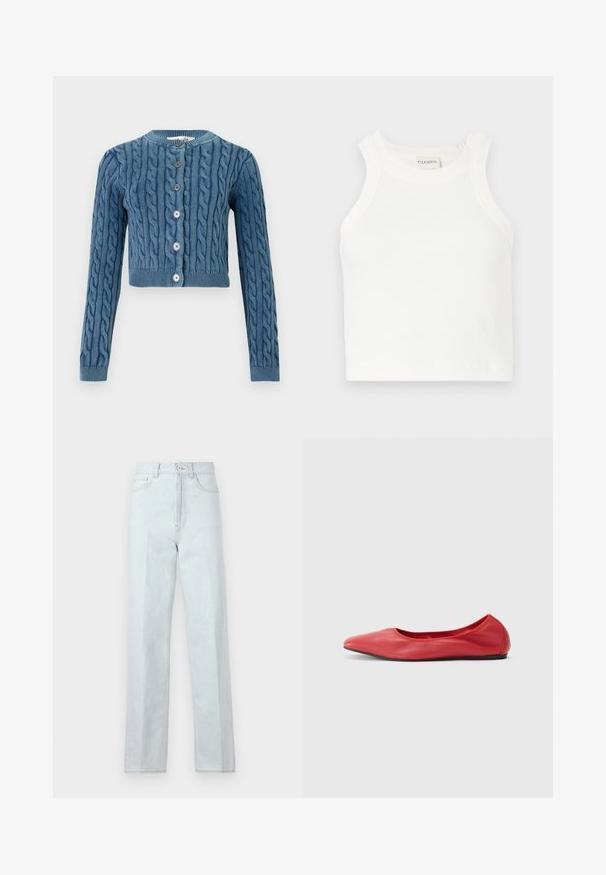 Strikket blå cropped cardigan med kabelmønster, rund halsudskæring og fem knaplukninger. Lange ærmer med ribbede manchetter og bund.; Hvid ribbet tanktop med brede skulderstropper og en tætsiddende silhuet. Har et lille præget logo nær kanten.; Lysblå denim jeans med bred benpasform og høj talje, der har en frontlynlås, knaplukning og klassisk fem-lommemodel.; Filippa K REY FLATS - Ballerinasko - bright red