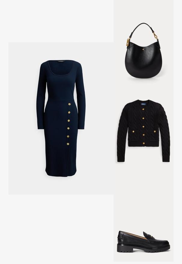 Zwarte kabelgebreide cardigan met gouden knopen aan de voorkant en op twee voorzakken, met een geribde ronde hals en manchetten.; Donkerblauwe ribgebreide jurk met lange mouwen, een vierkante halslijn en knopen aan de zijkant. Heeft een aansluitende pasvorm en een zoom tot op de knie.; Zwarte leren loafer met dikke profielzool, lage hak en decoratief bandje aan de voorkant.; Zwarte leren handtas met een ronde vorm, korte handgreep, gouden hardware en een subtiele gouden stipaccent aan de voorkant. Glad van structuur.