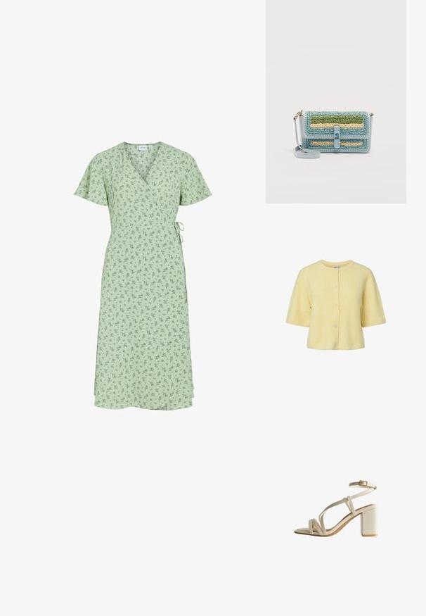 Cárdigan amarillo de manga corta con textura acanalada, cuello redondo y cierre de botones en la parte delantera. Tejido suave con un ajuste relajado.; Vestido cruzado verde claro de manga corta con pequeño estampado floral negro y detalle de lazada lateral.; Sandalias de tacón cuadrado en color beige con diseño de múltiples correas y hebilla ajustable en el tobillo. Textura suave y punta cuadrada.; Bolso bandolera azul claro con rayas tejidas en verde, beige y azul, un cierre frontal y una anilla metálica de tono dorado para la correa.