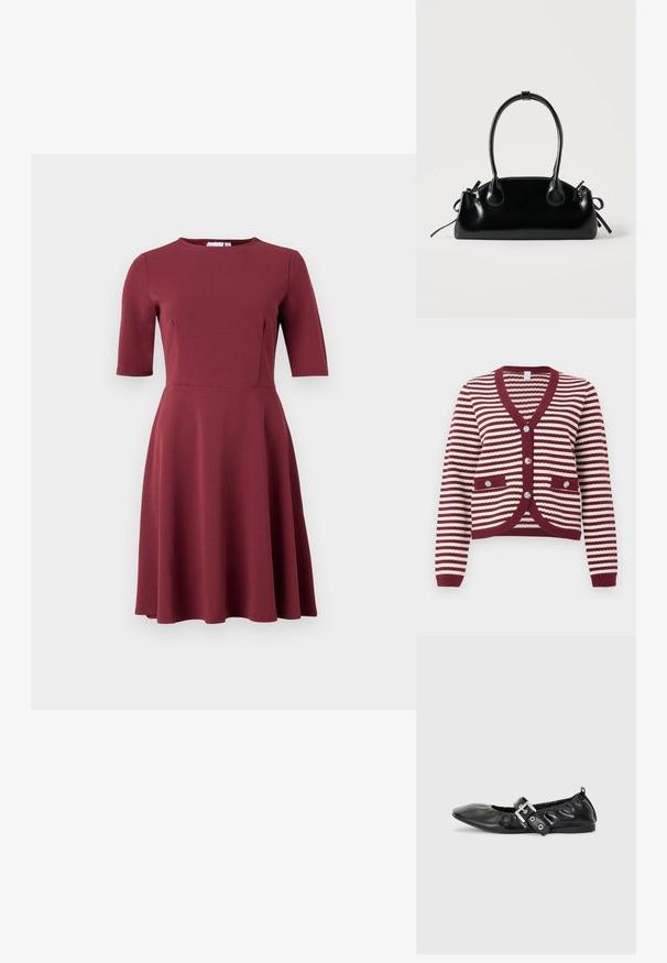 Burgunder- und weiß gestreifter Cardigan mit langen Ärmeln, V-Ausschnitt, gerippten Kanten, vorderen Taschen und vier dekorativen Knöpfen.; Burgunderfarbendes Kleid mit rundem Ausschnitt, kurzen Ärmeln, tailliertem Oberteil und ausgestelltem Rock. Hergestellt aus glattem Stoff ohne sichtbare Muster oder Verzierungen.; Schwarze Leder-Ballerinas mit spitzem Zehenbereich, gerafften Details am Schaft und einem silbernen Schnallenakzent am verstellbaren Riemen.; Kleine schwarze glänzende Handtasche mit zwei langen Griffen und seitlichen Kordelzug-Details vor einfachem hellem Hintergrund.