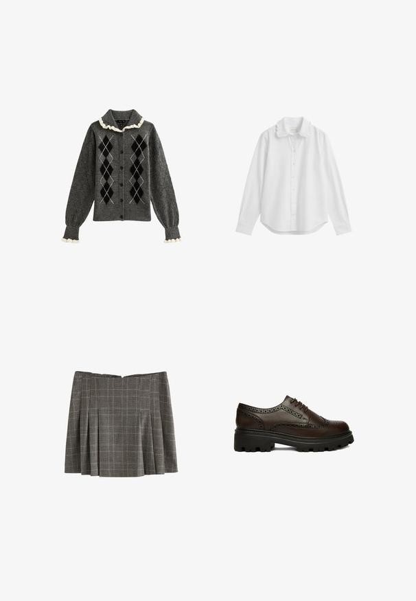 Gilet gris avec des motifs argyle en noir et blanc, poignets côtelés, col volanté et fermeture à boutons. Fabriqué en matière tricotée douce.; Chemise blanche à manches longues avec col festonné et poignets boutonnés, présentée sur fond blanc.; Jupe plissée grise avec motif à carreaux noir et blanc, longueur genoux, fermeture éclair au dos.; Chaussure brogue en cuir marron foncé avec détails perforés et semelle épaisse en caoutchouc noire, vue de côté sur fond blanc.