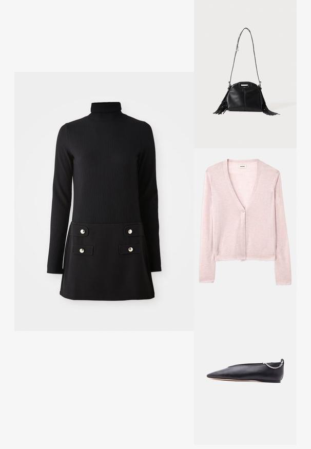 Lys pink cardigan, cropped design, lange ærmer, v-hals, enkelt knaplukning, blød tekstur, subtil strikket mønster og rå kantdetaljer.; Sort ribbet turtleneck kjole med lange ærmer, med en tætsiddende overdel og en udvidet nederdel med to forlommer og knapper i guldfarve.; Sort læder flad sko med spids tå, lav hæl og sølvkæde detalje bagpå mod en ensfarvet baggrund.; Sort læderhåndtaske med lang skulderrem, lille top-håndtag og frynser på begge sider, vist mod en ensfarvet baggrund.