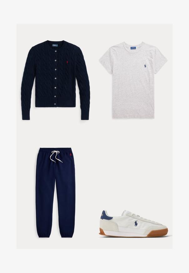 Marineblå kabelstrikket cardigan med lange ærmer, knaplukning foran, ribstrikkede manchetter og kant samt lille rødt broderet logo på brystet.; Lysegrå kortærmet t-shirt med rund hals fra Polo Ralph Lauren med lille mørkeblå broderet logo på venstre bryst.; Marineblå joggingbukser med elastisk talje og manchetter, hvid snøre og et lille rødt logo på øverste venstre side.; Hvid lavtop sneakers med tan sål, marineblå hældetalje og broderet marineblåt Polo-logo på siden.