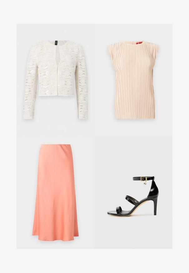 Cardigan blanc en dentelle à manches longues avec motifs floraux et géométriques, devant ouvert et longueur légèrement raccourcie.; Blouse plissée beige sans manches avec encolure ronde et texture verticale subtile, présentée sur un fond blanc.; Jupe midi rose corail clair lisse avec une légère évasement, présentée sur un fond uni gris clair.; Sandale en cuir verni noir avec trois brides, boucle de cheville et talon aiguille de 10 cm. Présente un détail en métal doré et un charm logo.
