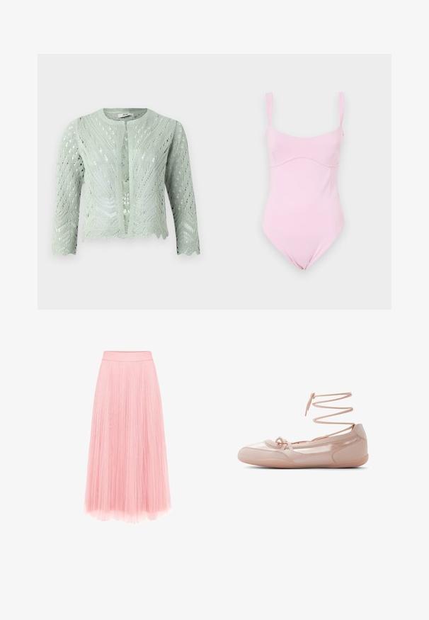 Hellgrüner, gestrickter Cardigan mit Lochmuster, Dreiviertelärmeln und gewelltem Saum. Entworfen mit einem runden Halsausschnitt und ohne Verschlüsse.; Good American TANK - Top - flora; zero MIT PLIESSENDEM BECHER - Faltenrock - bridal rose; Rosa Leder-Ballettschuh mit abgerundetem Zehenbereich, Schnürsenkeln um den Knöchel und glatter Oberfläche. Leichtes Design mit minimalen Nahtakzenten.