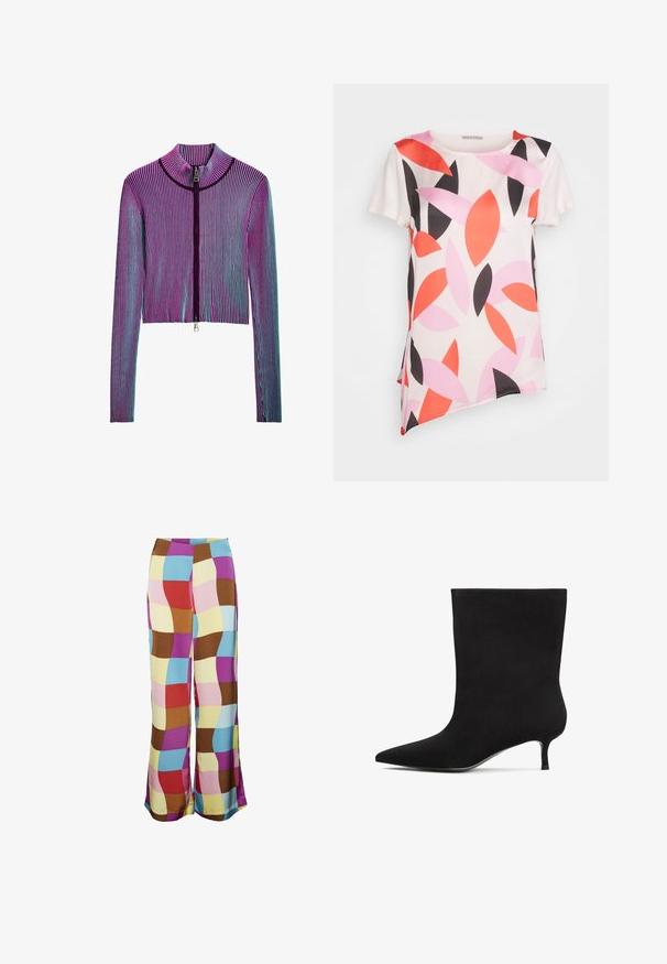Ingekorte ritsjack met lange mouwen in een meerkleurig geribbeld patroon met roze, paarse en blauwe strepen. Zilveren ritsdetails aan de voorkant.; Anna Field T-shirt print - pink; SOMETHINGNEW SABRINA PANTS - Broek - dahlia; Zwarte suède enkellaars met een spitse neus en een lage kittenhak. Gladde textuur en minimalistisch ontwerp zonder opmerkelijke patronen of accenten.