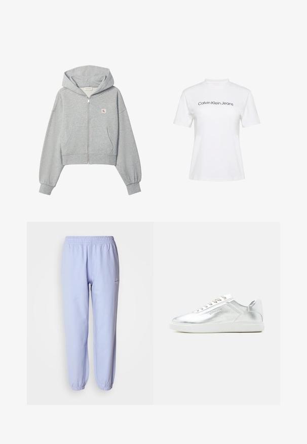 Hellgrauer, kurz geschnittener Hoodie mit Reißverschluss, Vordertaschen, elastischen Bündchen und kleinem Calvin Klein Logo auf der linken Brust.; Weißes Baumwoll-T-Shirt mit Rundhalsausschnitt und kurzen Ärmeln, bedruckt mit dem Schriftzug "Calvin Klein Jeans" in schwarzer Schrift quer über der Brust.; Helle blaue Baumwoll-Sweatpants mit einem elastischen Bund, schmal zulaufenden Knöcheln und einem kleinen Logo, das seitlich gestickt ist. Glatte Textur.; Niedriger Sneaker in metallischem Silber mit weißer Sohle und Schnürsenkeln, glatter Struktur und dezent geprägtem Branding an der Seite.