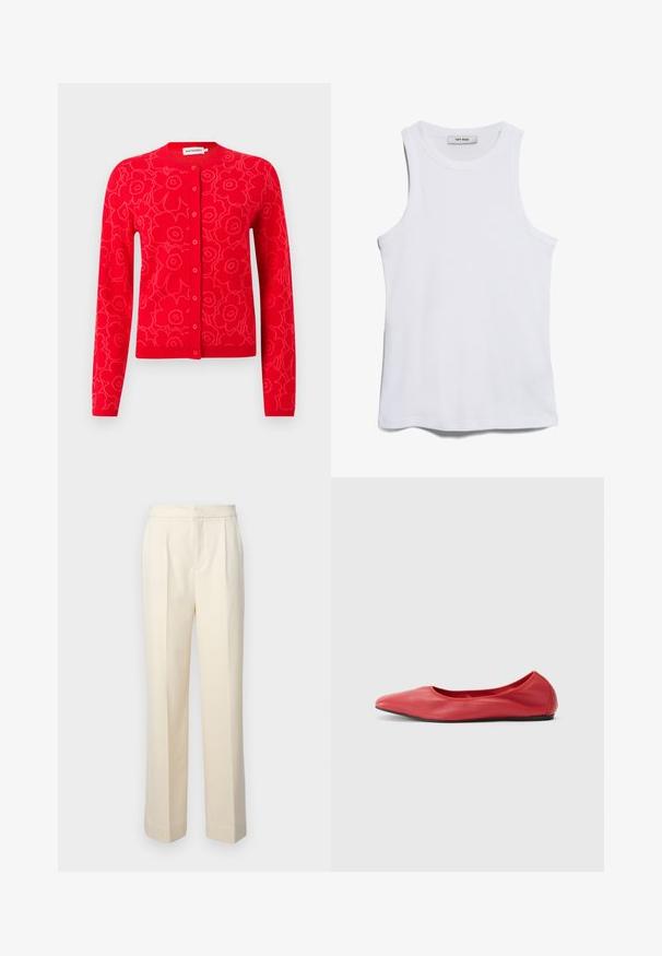 Rød strikket cardigan med blomstermønster, rund halsudskæring og knaplukning. Lange ærmer samt ribbede manchetter og kant.; Hvid ribbet top med rund hals og brede ærmegab. Har en glat tekstur og en lige kant. Mærket læser "IVY OAK."; Skræddersyede cremefarvede bukser med lige ben, der har folder foran og en glat overflade. Taljen er flad og uden pynt.; Filippa K REY FLATS - Ballerinasko - bright red