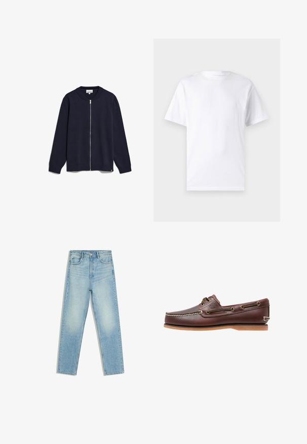 Navy-blaues Zip-Up-Strickjacke aus gestricktem Stoff, mit Rundhalsausschnitt, langen Ärmeln, gerippten Bündchen und Saum sowie einem kleinen Markenetikett an der Unterseite.; Weißes kurzärmeliges T-Shirt aus Baumwolle mit Rundhalsausschnitt, das eine glatte Textur und ein einfaches Design ohne Muster oder Akzente aufweist.; Hellblaue Jeans mit hoher Taille und geradem Bein, mit Taschen vorne und hinten sowie Knopfverschluss vor weißem Hintergrund.; Brauner Leder-Bootsschuh mit weißen Nähten, Schnürdetails und hellbrauner Gummisohle, seitlich auf weißem Hintergrund gezeigt.