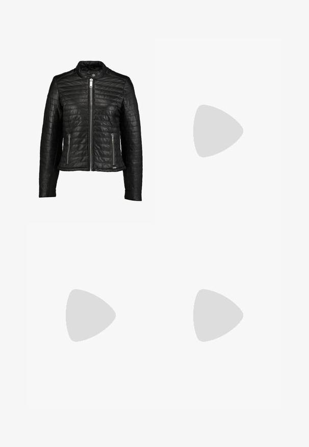 Maze SOTA - Læderjakker - black; Sort ribbet t-shirt med høj hals og korte ærmer. Glat, tætsiddende design uden mønstre eller synlige hardwaredetaljer.; Hvide flagrende jeans lavet af bomuldsblandingsstof, med en to-knap lukning, frontlommer og subtile syninger.; Sort læder Chelsea-støvle med elastiske sidepaneler, lav hæl, trækstrop bagpå og rund tå, vist fra ydersiden.