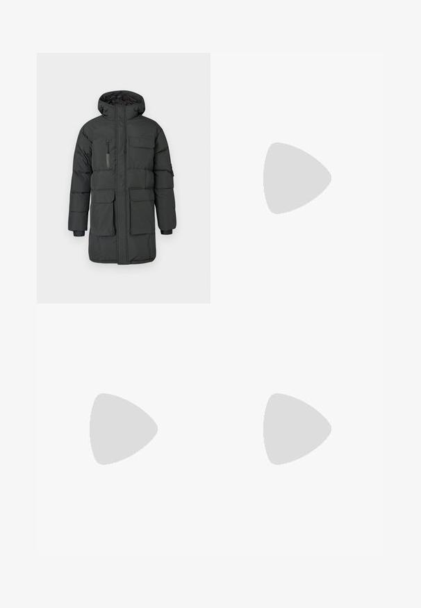 Chaqueta de plumas negra con capucha, que cuenta con una cremallera frontal, múltiples bolsillos y puños acanalados. Fabricada con material duradero y resistente al agua.; CLOSED Jersey con capucha - blush pink; Pantalones vaqueros flare de mezclilla negra con un acabado deslavado, que cuentan con un cierre frontal con botones, trabillas para cinturón y dos bolsillos laterales.; Zapatilla de cuero negra con puntera redonda, suela de goma blanca en contraste, cierre con seis ojales para los cordones y un sutil logotipo en el lateral.