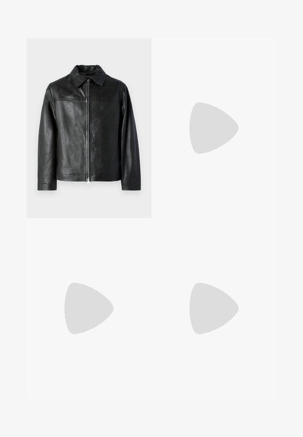 Sort læderjakke med krave, lynlås foran og glat overflade. Har vandrette skuldersømme og lange ærmer.; Mørkegrå turtleneck sweater lavet af blødt, ribbet strikmateriale. Har lange ærmer og en tætsiddende talje, med et højt halsdesign.; Sorte denimjeans med lige snit, fem-lommer design og kobberknapdetaljer. Glat tekstur med let falmet finish.; Sorte læder derby-sko med en glat overflade, rund tå, snøre-design og en tyk, robust gummisål.