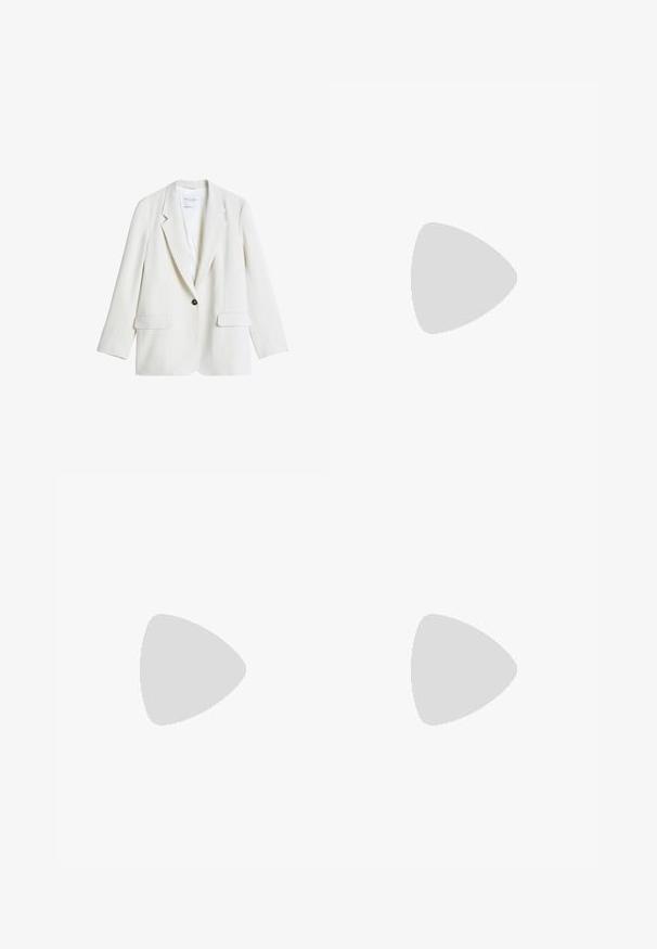 Witte blazer met één knoop, notch-revers en klepzakken, plat uitgestald op een witte achtergrond.; Olijfgroene jurk van textuurstof, met een kraag, korte mouwen en een losvallend ontwerp tot de enkels.; Platte slidesandaal met een gevlochten beige en bruine band en een lichtbruine zool tegen een witte achtergrond.; Sundek Shopper - beige