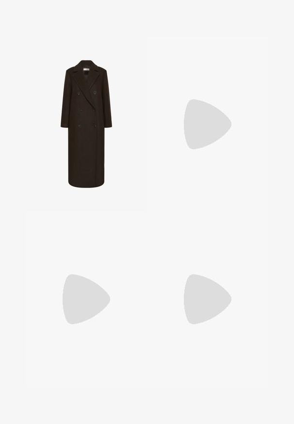Brun uld dobbeltbrystet frakke med store sorte knapper, spidse klapper og sidelommer. Lang, lige silhuet med en skræddersyet pasform.; Mørkebrunt turtleneck top lavet af blød, struktureret stof. Har lange ærmer og en tætsiddende pasform, med en glat halsudskæring.; Viddebukser i mørkebrun stof, med høj talje, dobbelte læg og sidelommer. Glat tekstur med bæltestropper.; Brune patenterede læder loafers med en kraftig sort sål, med en guldbeslag accent på fronten og diskrete syninger på siderne.