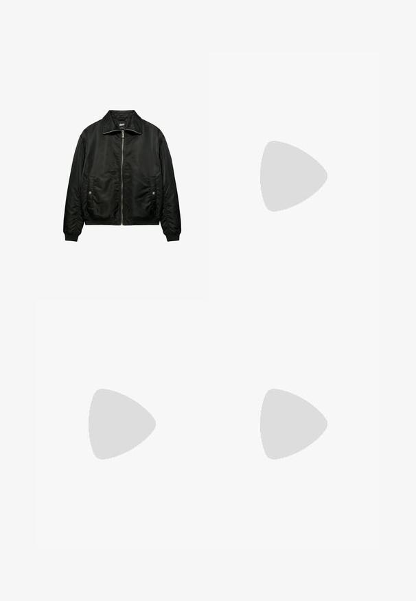 Blouson bomber noir avec fermeture éclair frontale, poches latérales à boutons-pression, poignets côtelés et col plié, présenté sur fond blanc.; T-shirt noir à manches courtes avec col rond, portant une étiquette "WEEKDAY" à l'intérieur du col, présenté à plat sur un fond clair.; Pantalons noirs à coupe décontractée, avec des plis à l'avant, des poches latérales et une fermeture à bouton. Fabriqués en tissu texturé.; Chaussures en cuir noir de style mocassin avec une semelle plate et texturée, présentant un bout piqué et une sangle traversant le cou-de-pied.