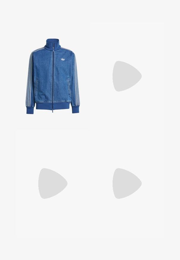 Blå denim Adidas træningsjakke med høj krave, fuld lynlås foran, sidelommer, ribstrikkede manchetter og kant samt tre hvide striber på ærmerne.; Hvid bomulds t-shirt med sort rund hals og ærmer. Har sort tre-stripes design på skuldrene og stort sort "adidas" logo på fronten.; Mørkeblå træningsbukser lavet af letvægtsstof med hvide striber på siderne, elastisk taljebånd og lille logo.; Blå Adidas Spezial sneaker med hvide striber og snørebånd, gummisål, svævende over en ru betongoverflade og trin i baggrunden.