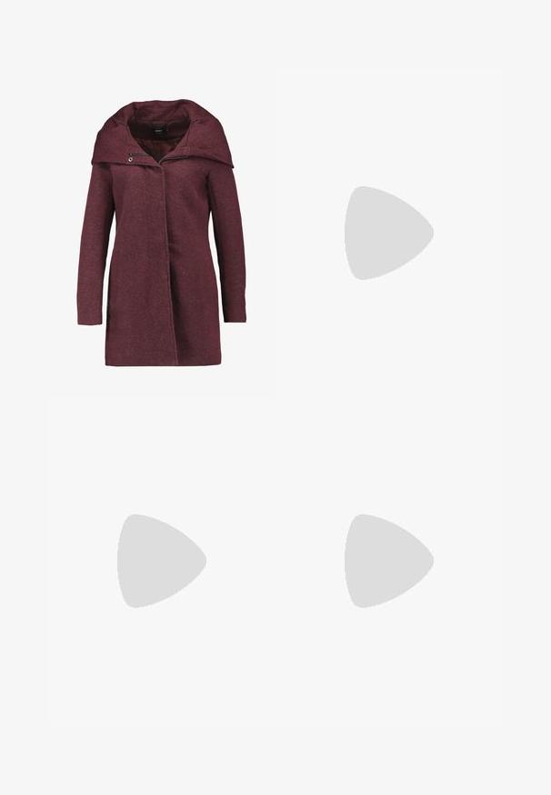ONLY ONLSEDONA LIGHT COAT OTW NOOS - Manteau court - chocolate truffle/melange; T-shirt noir à manches courtes en tissu lisse. Présente un col rond sans motifs ni accents visibles, offrant un design simple.; Jean en denim noir taille haute avec bouton et fermeture éclair à l'avant, deux poches avant et jambe fuselée sur fond blanc.; Botte de combat en cuir noir avec 8 œillets, semelle en caoutchouc, couture jaune et une languette à l'arrière. Présente une tige texturée.
