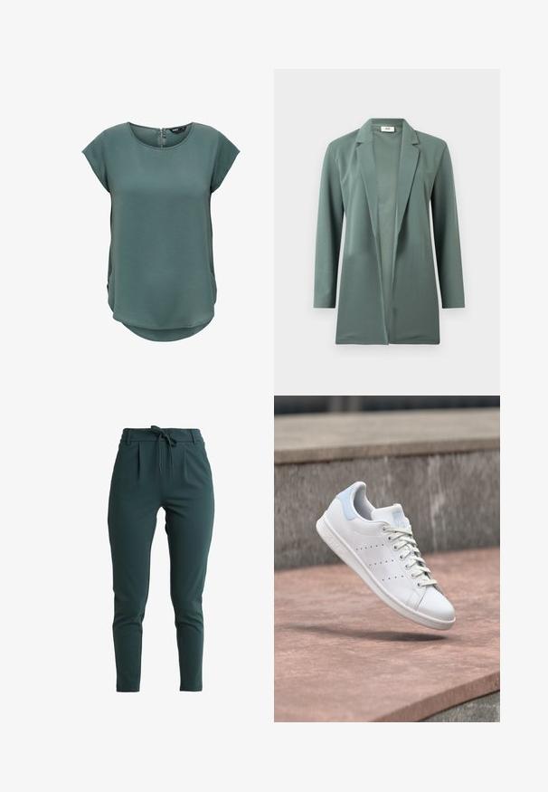 Blazer vert à manches longues fabriqué dans un tissu lisse. Présente un col cranté et un design à devant ouvert. Pas de fermetures ou d'ornements visibles.; Haut vert à manches courtes en tissu texturé. Présente un col rond et une fermeture éclair discrète au dos, avec un ourlet légèrement arrondi.; Pantalons fuselés en vert foncé, extensibles avec cordon de serrage à la taille, plis discrets et texture lisse. Pas de motifs visibles ni de détails en matériel.; Baskets en cuir blanc avec languette de talon bleu clair, bandes latérales perforées et lacets, flottant au-dessus des marches en pierre en plein air.