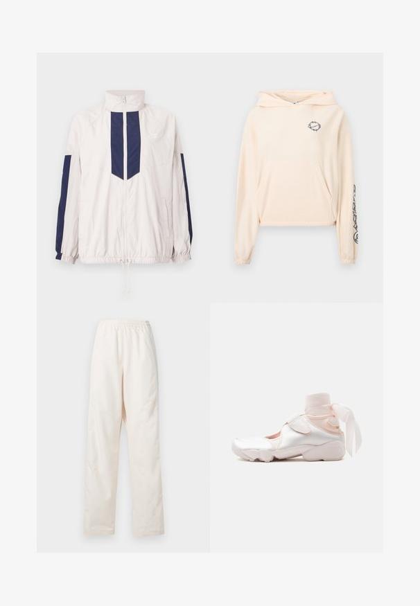 Ελαφριά αθλητική ζακέτα Nike σε λευκό και ναυάλι, με ψηλό κολάρο, φερμουάρ, ελαστικές μανσέτες και δύο πλευρικές τσέπες.; Φωτεινό ροζ cropped hoodie από απαλό ύφασμα. Διαθέτει μπροστινή τσέπη, ρυθμιζόμενο κουκούλι και μαύρη γραφική λεπτομέρεια στο αριστερό μανίκι.; Φαρδιά κρεμ παντελόνια με ελαστική μέση και ίσια γραμμή, παρουσιάζονται σε απλό λευκό φόντο.; Άσπρο και ανοιχτό ροζ αθλητικό παπούτσι με απαλό υφασμάτινο γυροσκοπικό δέσιμο στον αστράγαλο δεμένο σε φιόγκο, με ρυθμιζόμενο λουράκι και στρογγυλεμένη σόλα.
