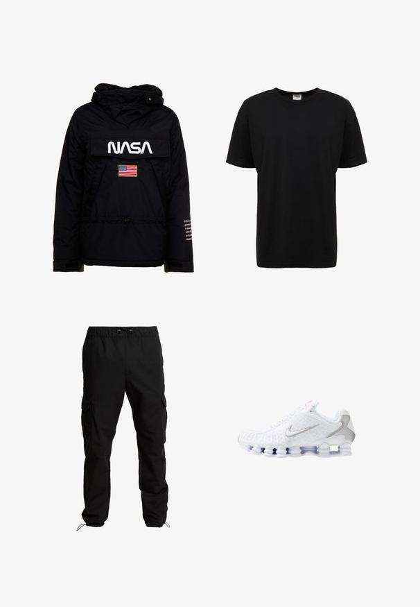 Sort jakke med et stort hvidt "NASA" logo, et amerikansk flag patch, justerbar snørelukning og tekstdetalje på ærmet.; Sort bomulds t-shirt med rund hals, korte ærmer, standard pasform, glat tekstur og ingen synlige mønstre eller detaljer.; Sorte cargobukser lavet af slidstærkt stof, med elastisk talje, justerbare snore og sidelommer med klaplukninger.; Hvide sportssko med en tekstureret overdel, en sølvfarvet swoosh-logo, meshpaneler og en karakteristisk opdelt hvid sål.