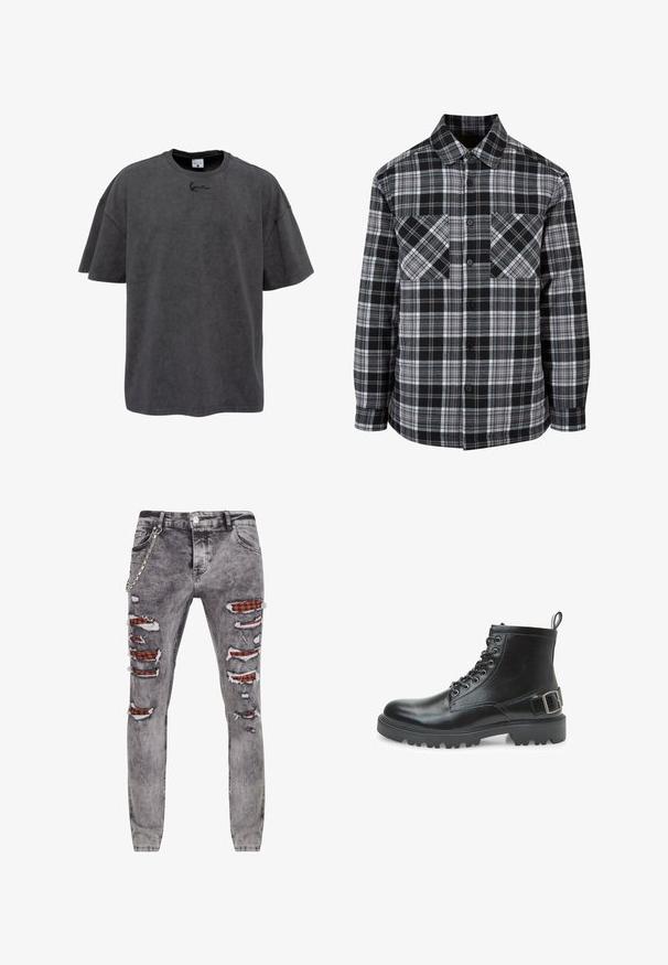 Zwart-wit geblokte blouse met een knopenrij aan de voorkant, twee borstzakken en lange mouwen met manchetten. Gemaakt van lichtgewicht stof.; Grijze oversized t-shirt van een katoenmix, met een ronde hals en korte mouwen. Het heeft een subtiele geborduurde logo op de borst.; Grijze versleten jeans met meerdere scheuren die de rode en zwarte geruite stof eronder onthullen. Heeft een zijkettingdetail en een taps toelopende pasvorm.; Zwarte leren combatboot met veters, metalen oogjes, robuuste zool, trekband aan de hiel en een decoratieve gesp op de zijkant.