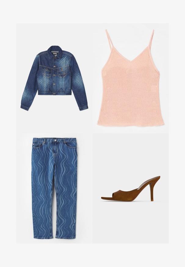 Veste en denim au design cropped, avec un col classique et deux poches poitrine. Accents de motifs en losange bleu clair et foncé.; Camisole en tricot de couleur pêche, avec des bretelles réglables fines, un décolleté en V, une texture côtelée et un ourlet droit.; Jeans en denim bleu avec un motif ondulé bleu clair, coupe droite, fermeture à bouton et détails cousus sur les poches.; Mule en daim marron à bout ouvert avec un talon fin et haut, et un design à enfiler sur un fond uni.