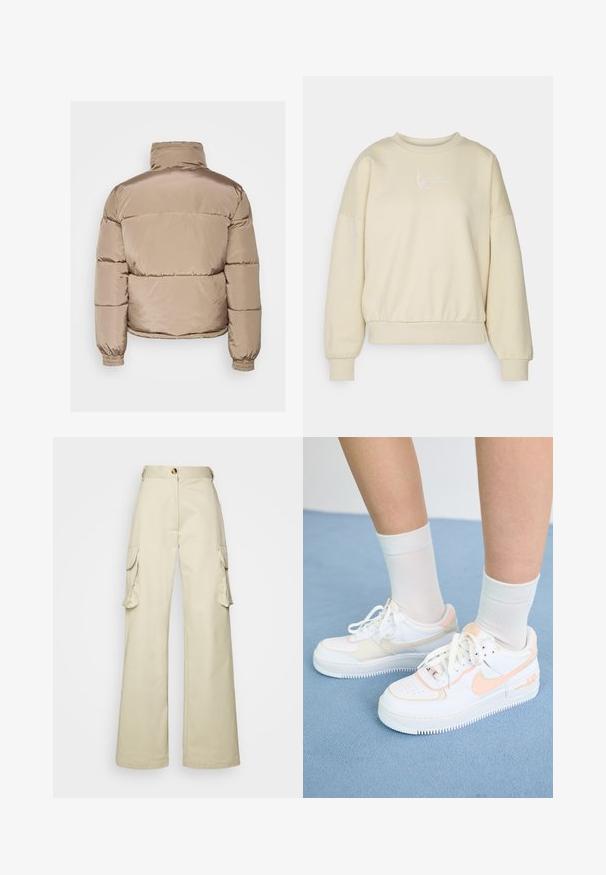 Pufferjack in lichtbeige satijnen afwerking, met een hoge kraag, elastische manchetten en gestikte delen voor isolatie. Glad textuur.; Beige sweatshirt met een ronde hals, verlaagde schouders en elastische tailleband. Heeft geborduurde witte tekst op de borst. Zachte stoffen textuur.; Elleme GABARDINE TROUSERS - Broek - beige; Witte sneakers met perzikkleurige accenten, glad leren bovenwerk, geperforeerde neus, textuurzool en veters. Draag ze met witte crew-sokken op een blauwe ondergrond.